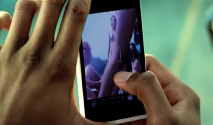 Il Nokia Lumia 900 avvistato nel video della canzone Whistle del rapper Flo Rida