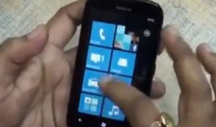 Nokia Lumia 510, primo video unboxing