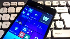 Build Preview 15043 di Windows 10 Mobile